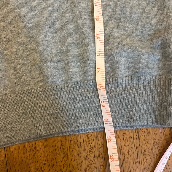 Quince Mongolian Cashmere V-neck Sweater - Green Blue - Size S - Picture 11 of 13